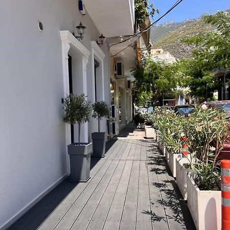 Kontis' Furnished Apartment Loutraki  Exterior photo