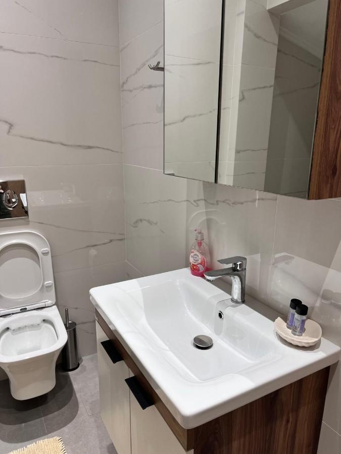 Kontis' Furnished Apartment Loutraki  Exterior photo